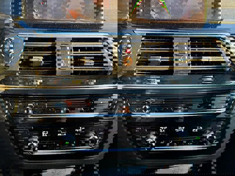 Image BMW X4 30d 3.0 265 xLine xDrive  Full leds TO GPS Caméra Carplay Sièges cuir élec chauffants Régul Clim aut